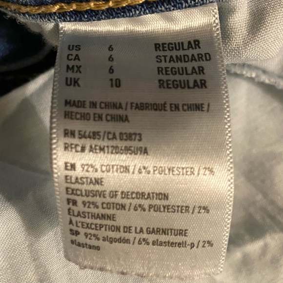 American Eagle | Super Stretch Skinny Jeans W/ Holes - Picture 7 of 7